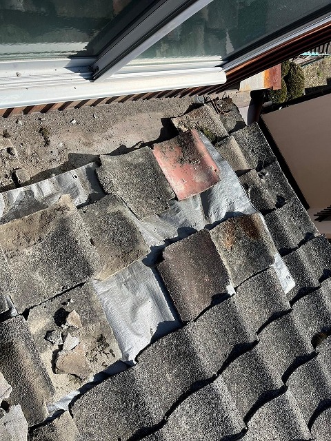 甲府市　雨漏れ　セメント瓦　葺き替え工事